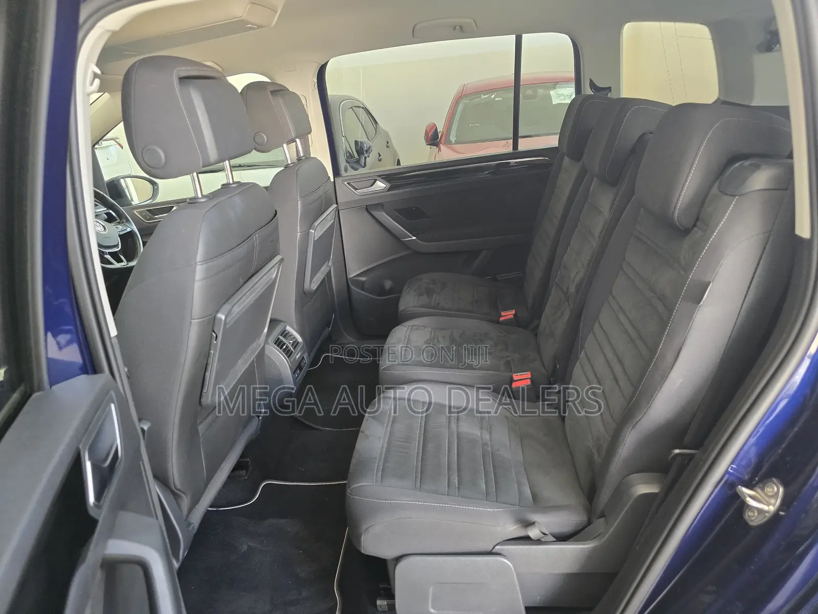 Volkswagen Touran 2018 Blue