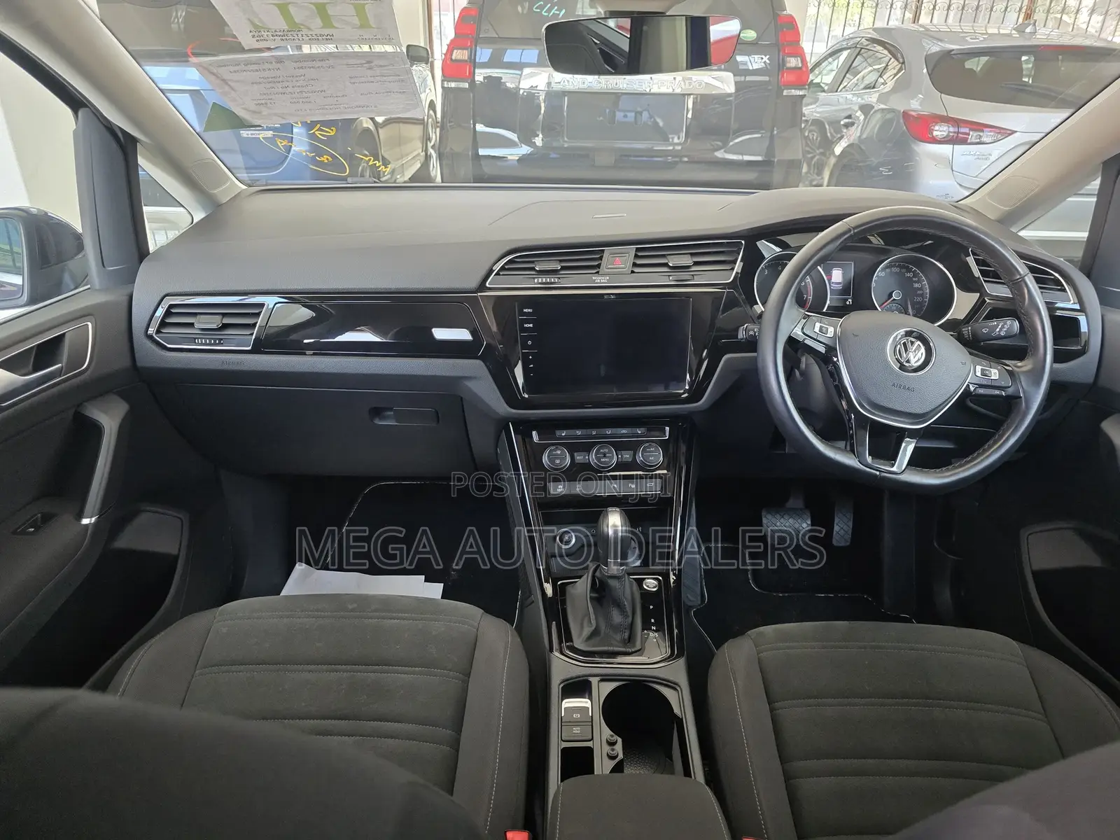 Volkswagen Touran 2018 Blue