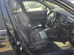 Toyota Corolla Fielder 2018 Black