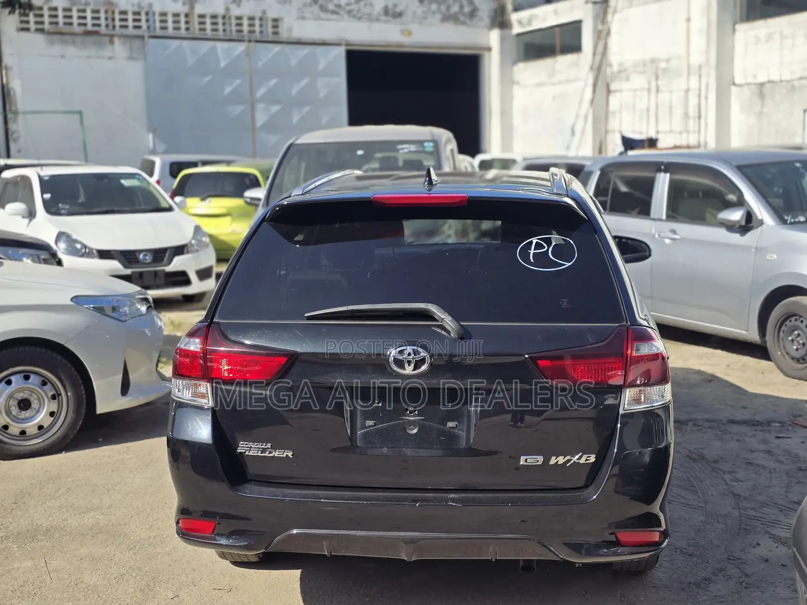 Toyota Corolla Fielder 2018 Black