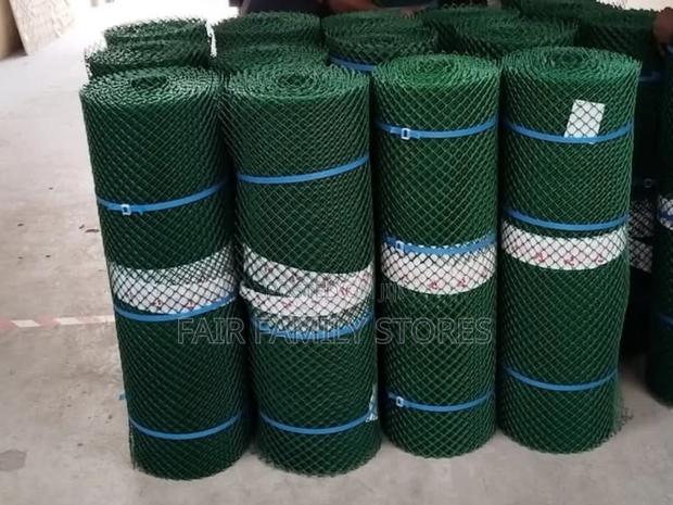 Chicken Plastic Mesh Roll - thumbnail 2