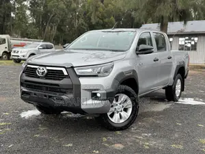 Toyota Hilux 2.4 Diesel 2020 Silver