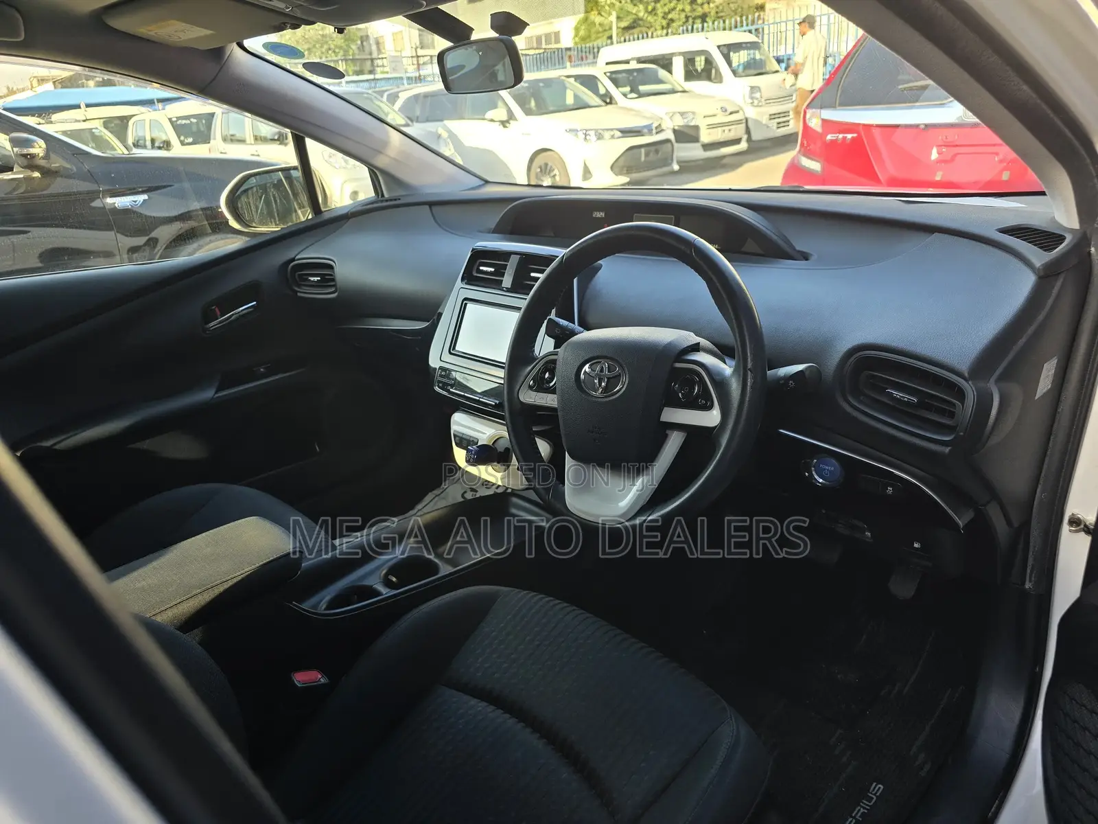 Toyota Prius 2018 White