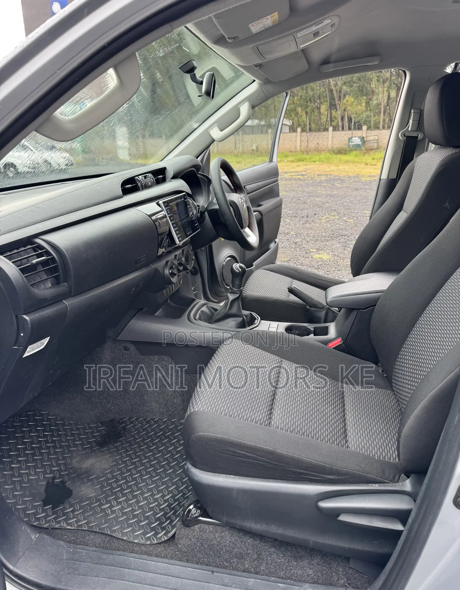 Toyota Hilux 2.4 Diesel 2020 Silver