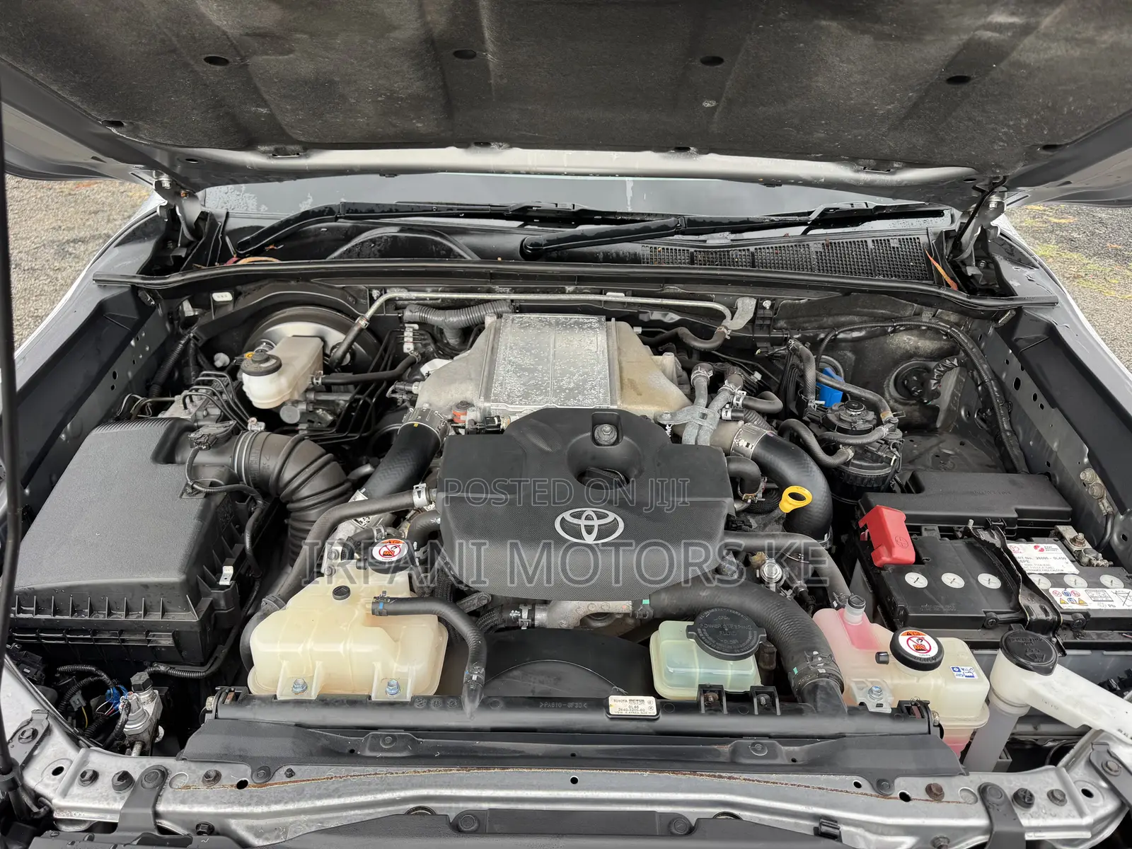 Toyota Hilux 2.4 Diesel 2020 Silver