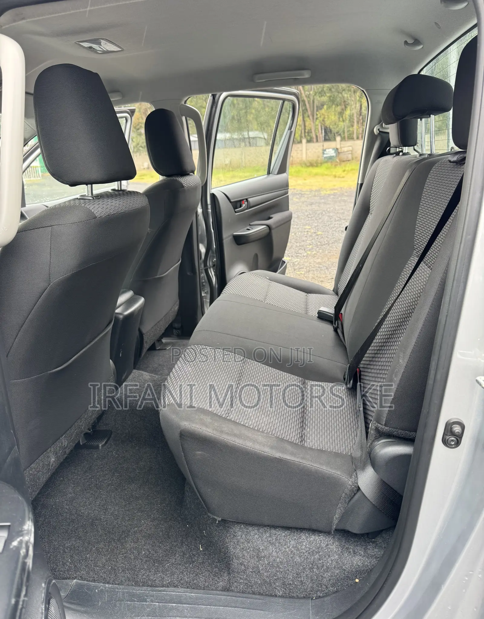 Toyota Hilux 2.4 Diesel 2020 Silver