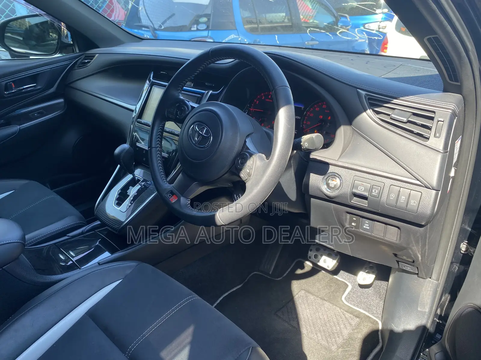 Toyota Harrier 2018 Black