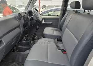Toyota Land Cruiser 2020 Silver