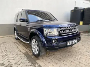 Land Rover Discovery 2015 Blue