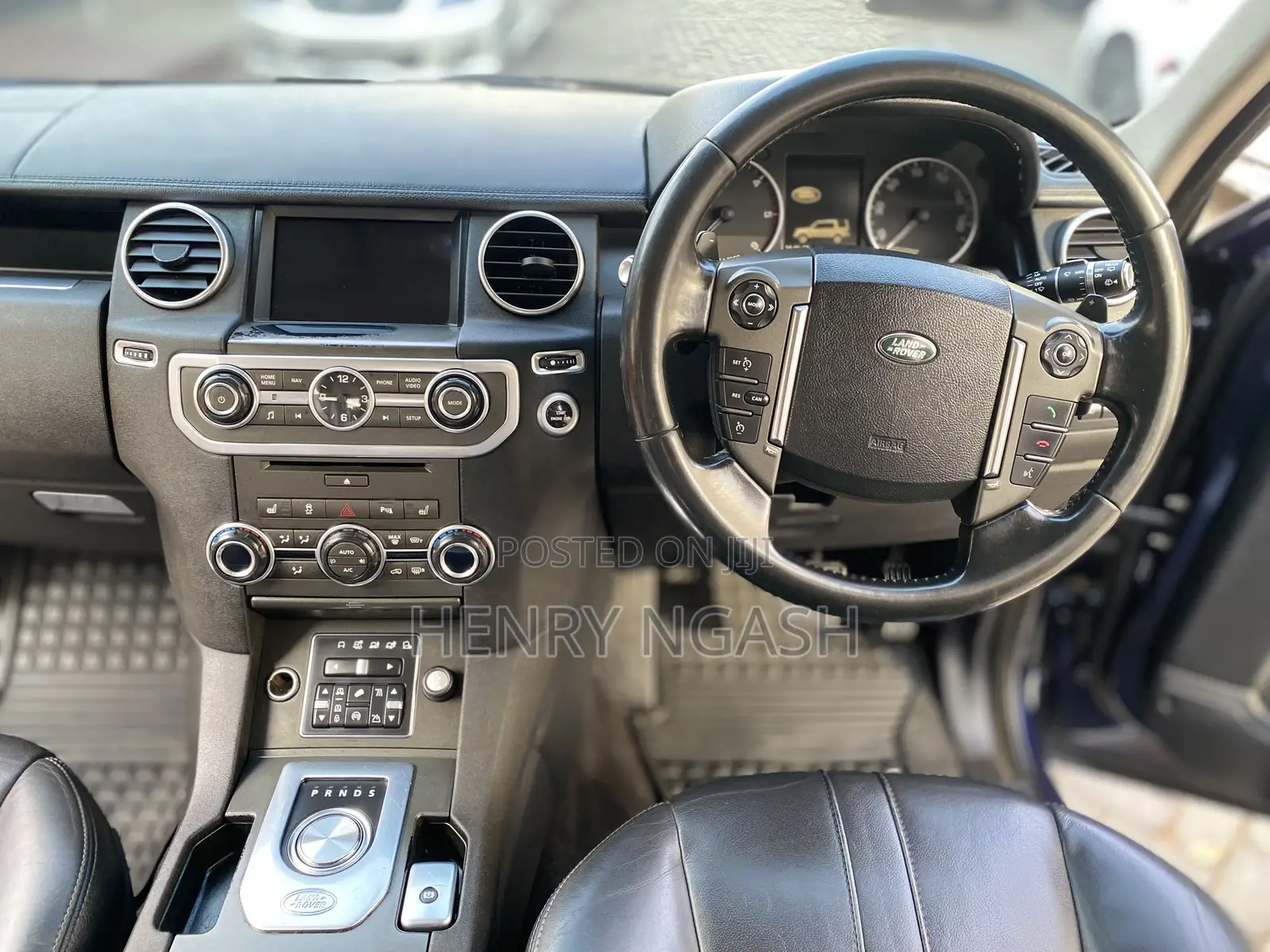 Land Rover Discovery 2015 Blue