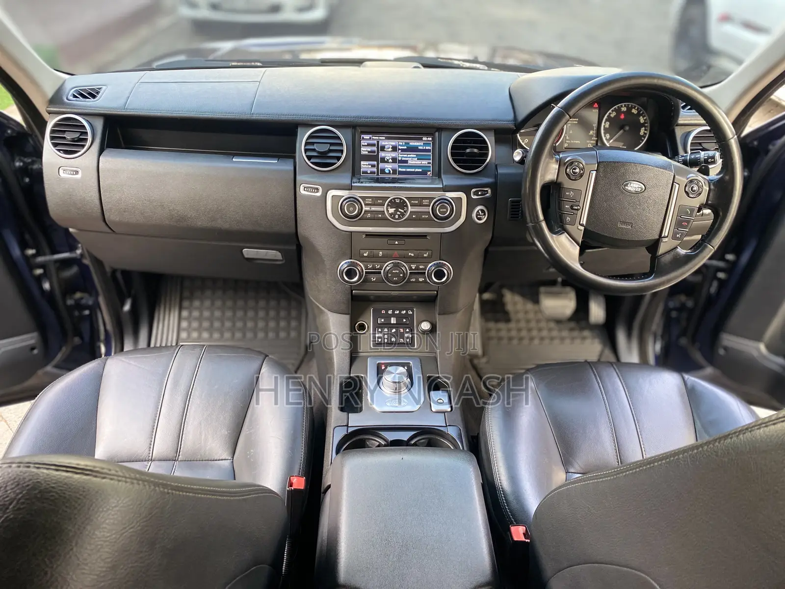 Land Rover Discovery 2015 Blue