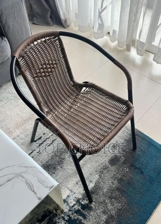 Breathable Relaxing Plastic Chair - main view