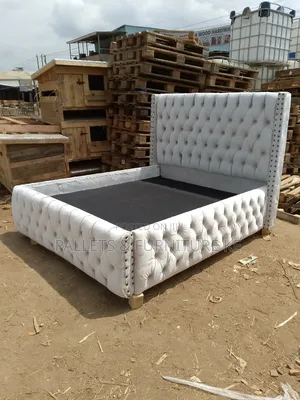 White Chester Bed