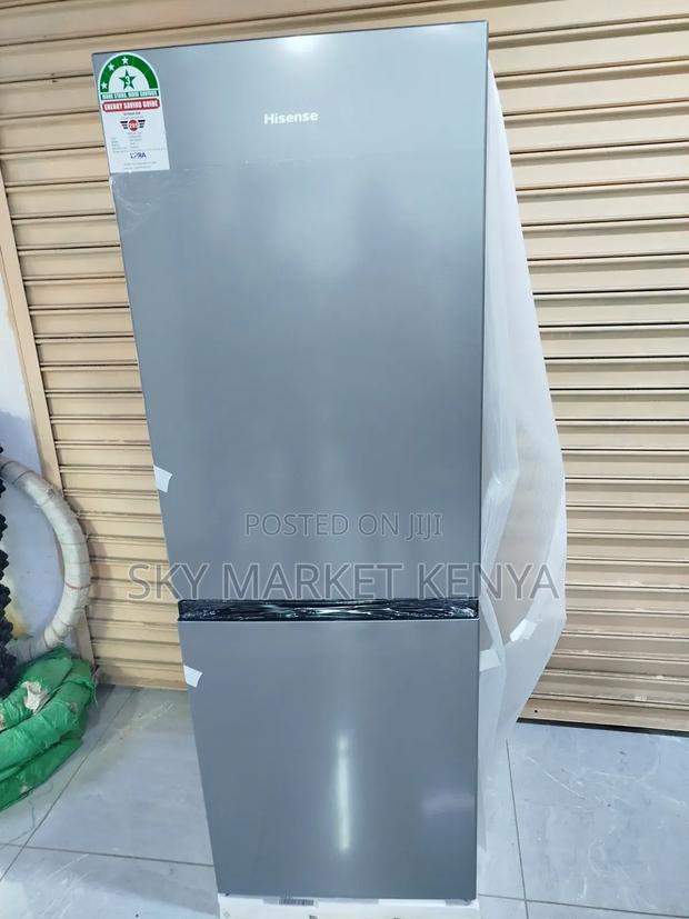 Brand New Hisense Fridge Ref 226 Dr