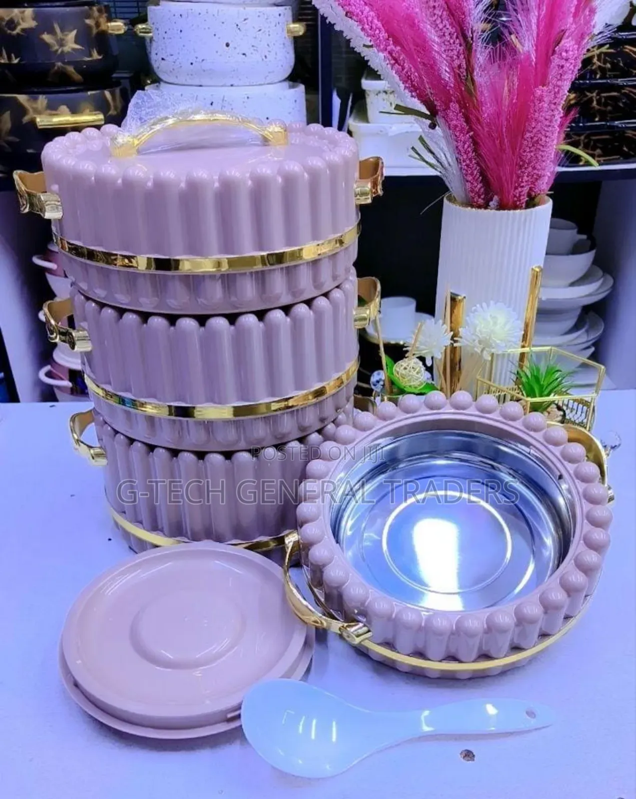Luxurious Pioneer 4pcs Hotpot Set
