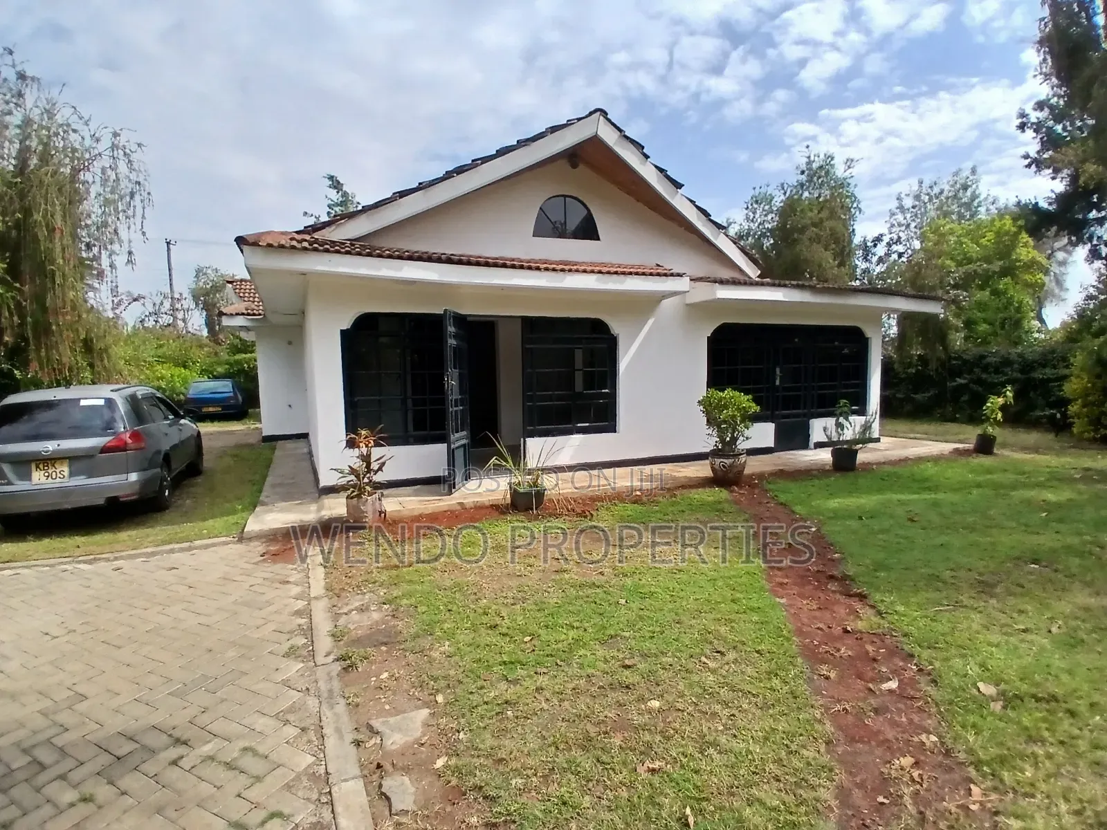 1bdrm Bungalow in Karen for rent