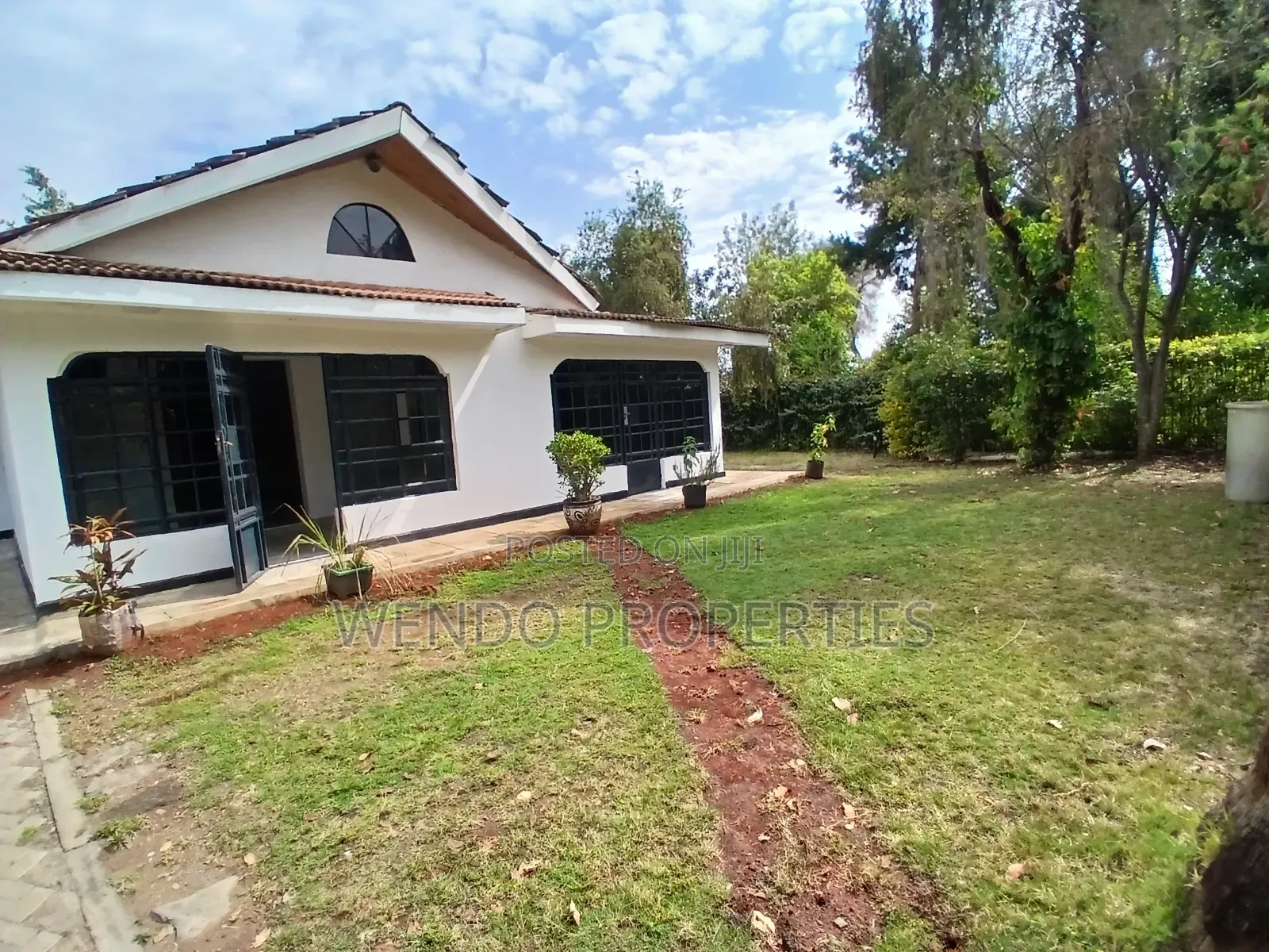 1bdrm Bungalow in Karen for rent