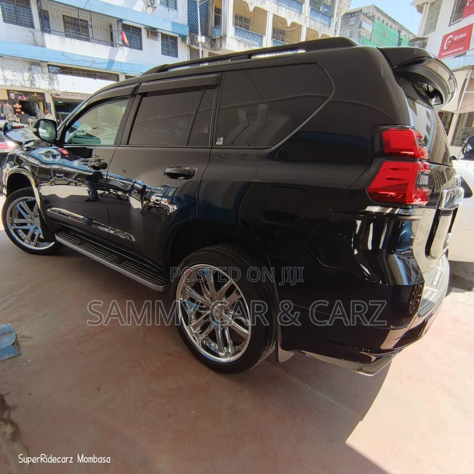 Toyota Land Cruiser Prado 2018 Black