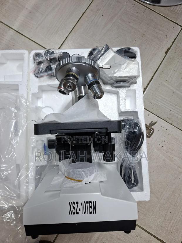 Microscope X107 - main view