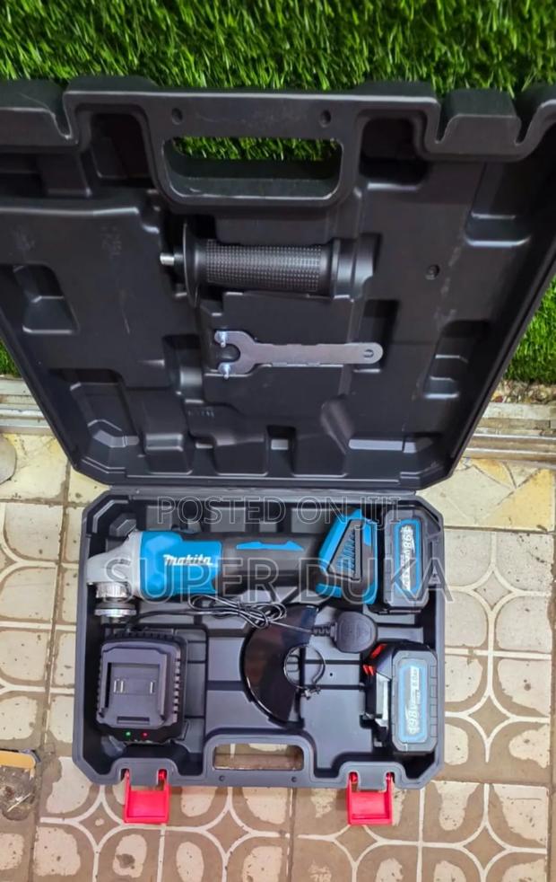 Makita Cordless Angle Grinder Kit. - main view