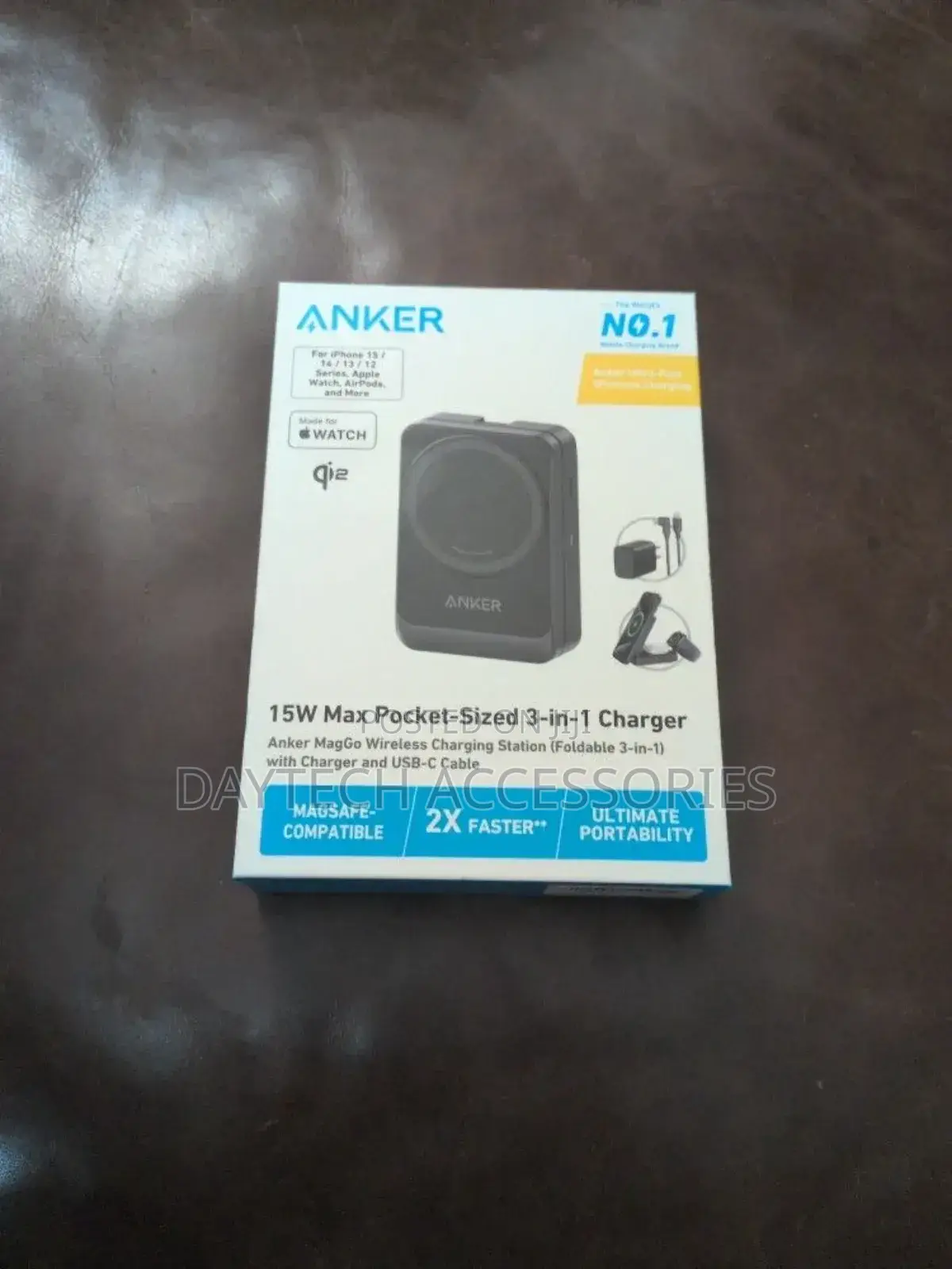 Anker Maggo Wireless Charging Station (Foldable 3-in-1) Power Bank.