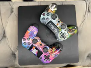 Ps4 Slim, 2 Pads, Fc26 Installed