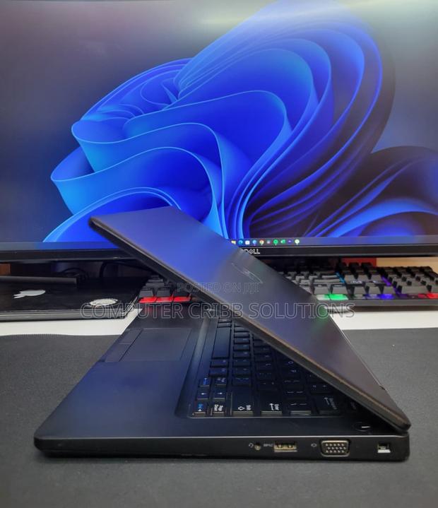 Laptop Dell Latitude 14 5480 8GB Intel Core I5 SSD 256GB - thumbnail 4