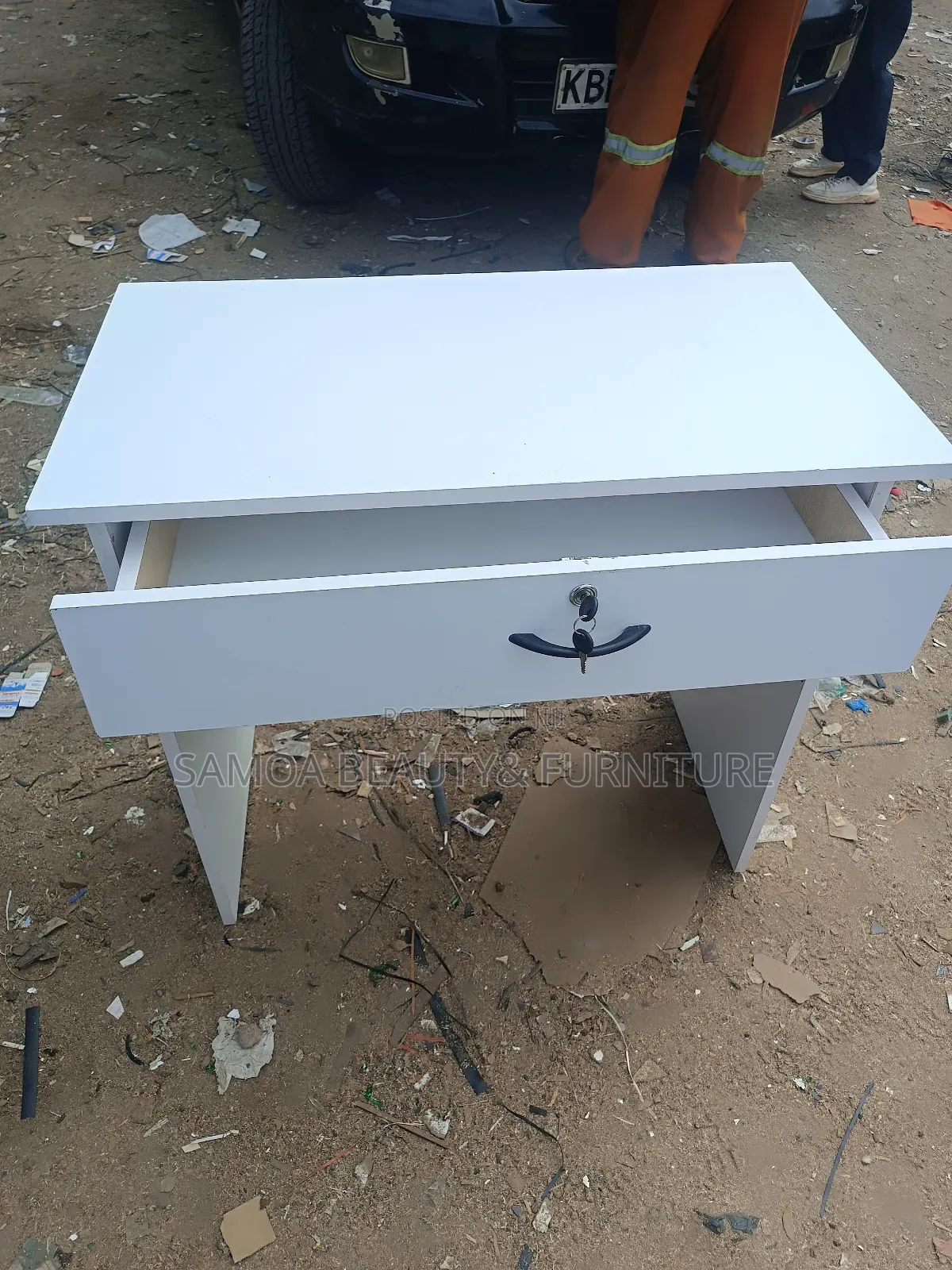 Manicure Table for Nails