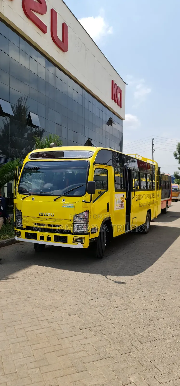 New Isuzu NQR 2024 Yellow