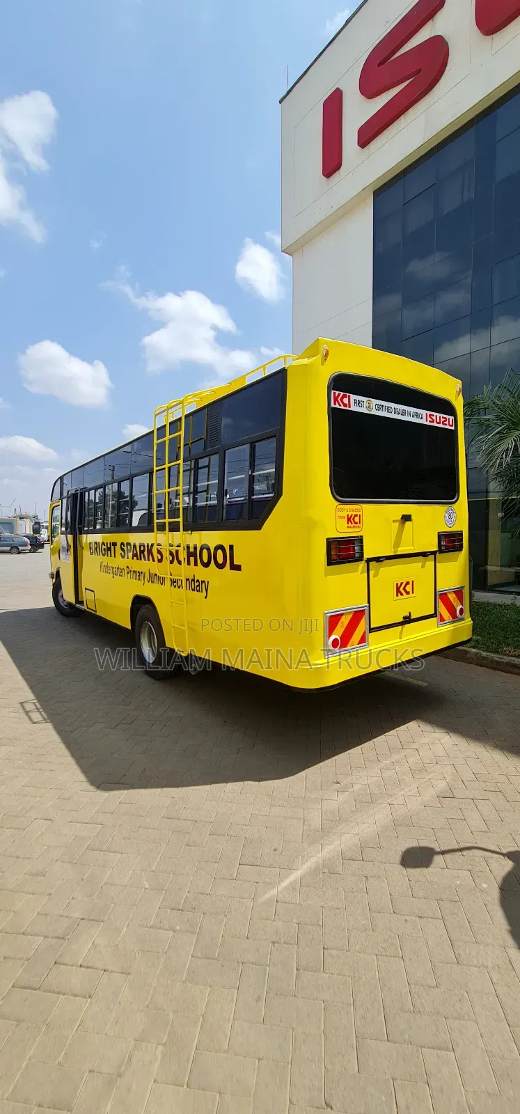 New Isuzu NQR 2024 Yellow