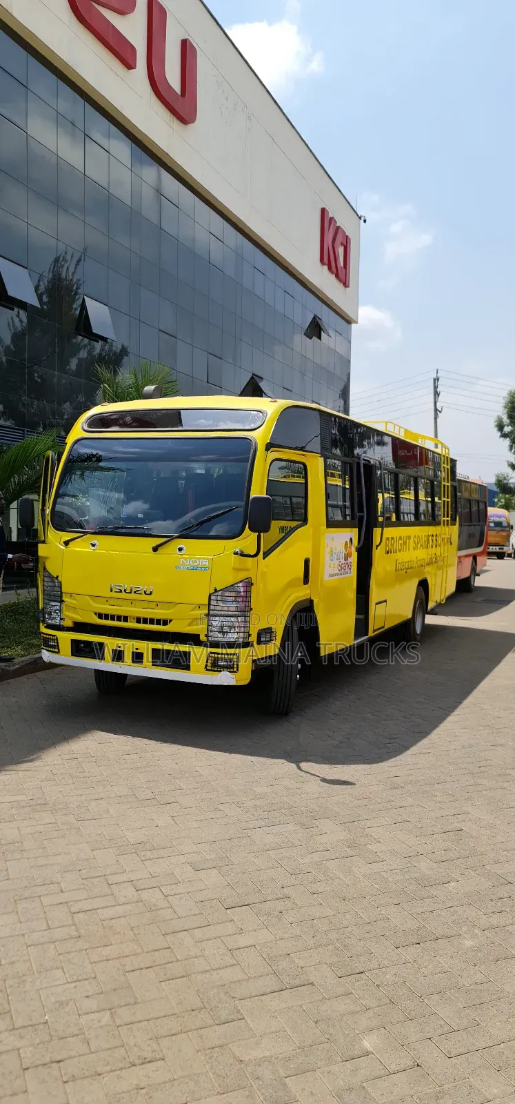 New Isuzu NQR 2024 Yellow