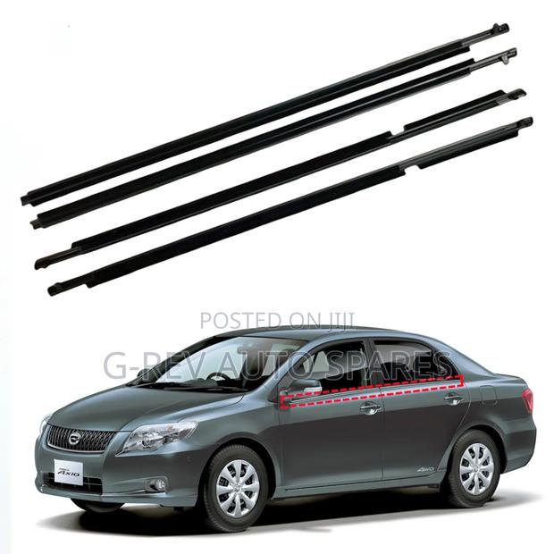 Fielder /Axio 2006-2012 Weather Strips - main view