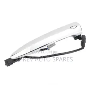 Nissan Teana J31 Door Handle in Stock