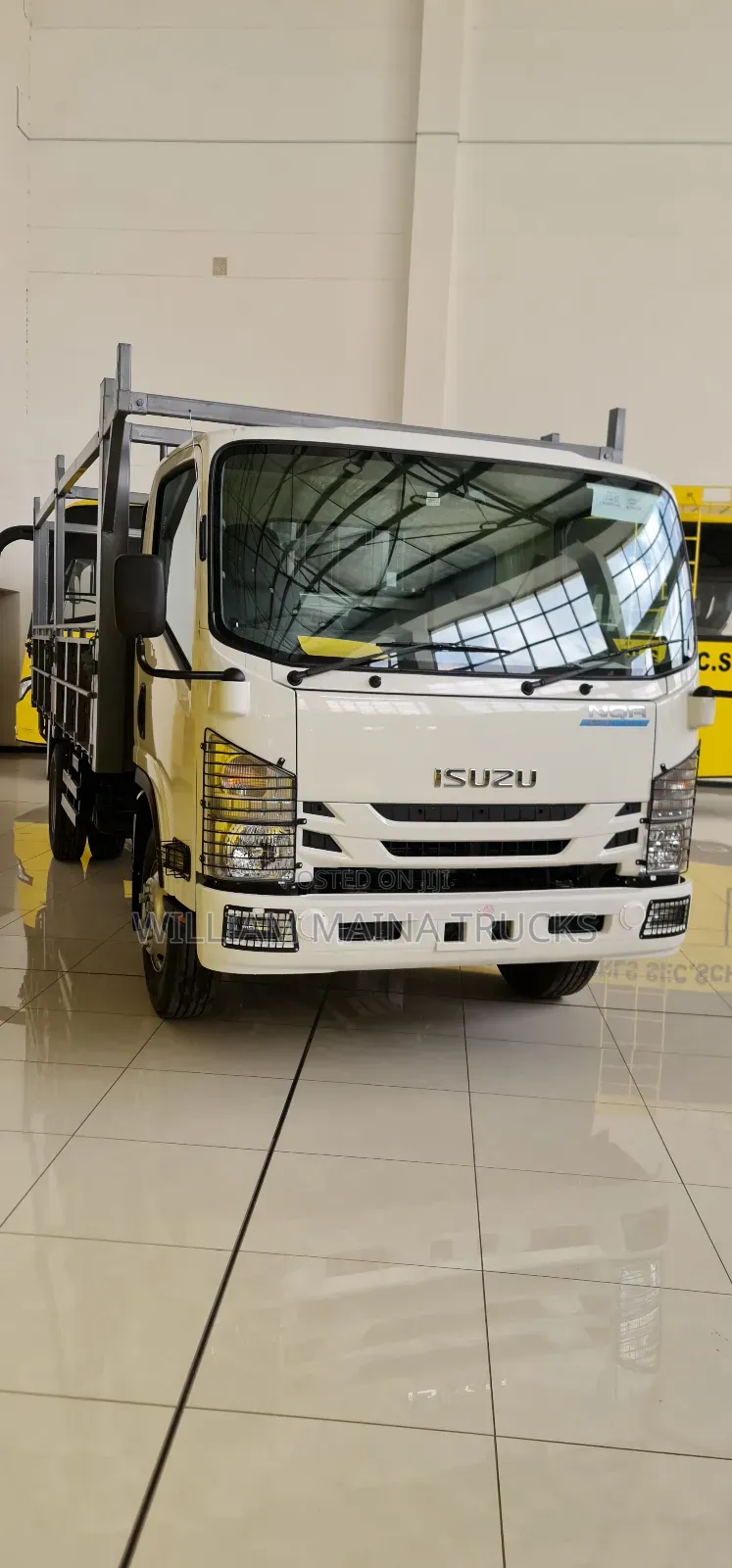 Isuzu Nqr (Hardware Body)