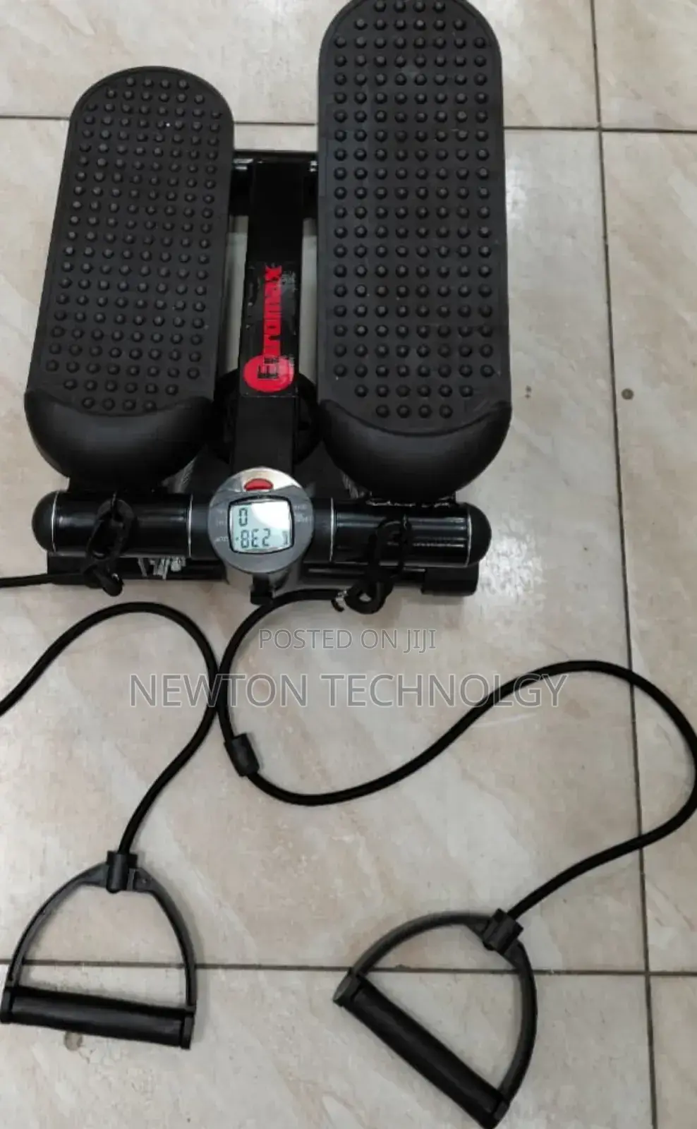 Mini Stepper Available 2 Colors 
Black 
White + Black