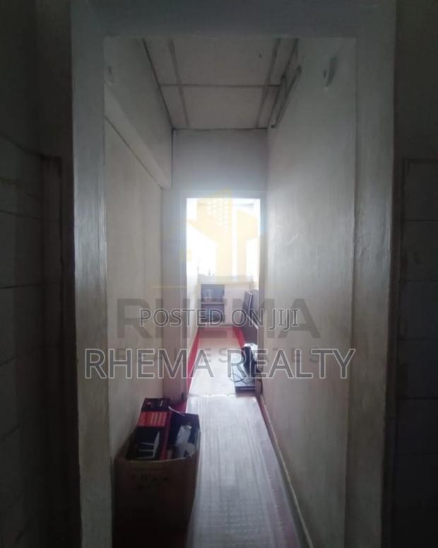 Huge Office To Let - thumbnail 9