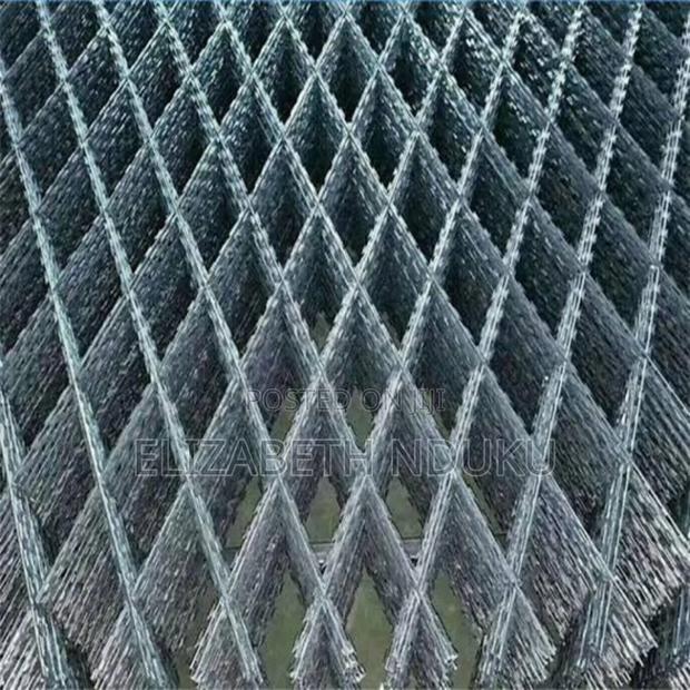Welded Razor Mesh Wire - main view