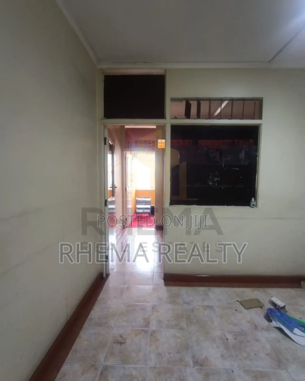 Spacious Office to Let