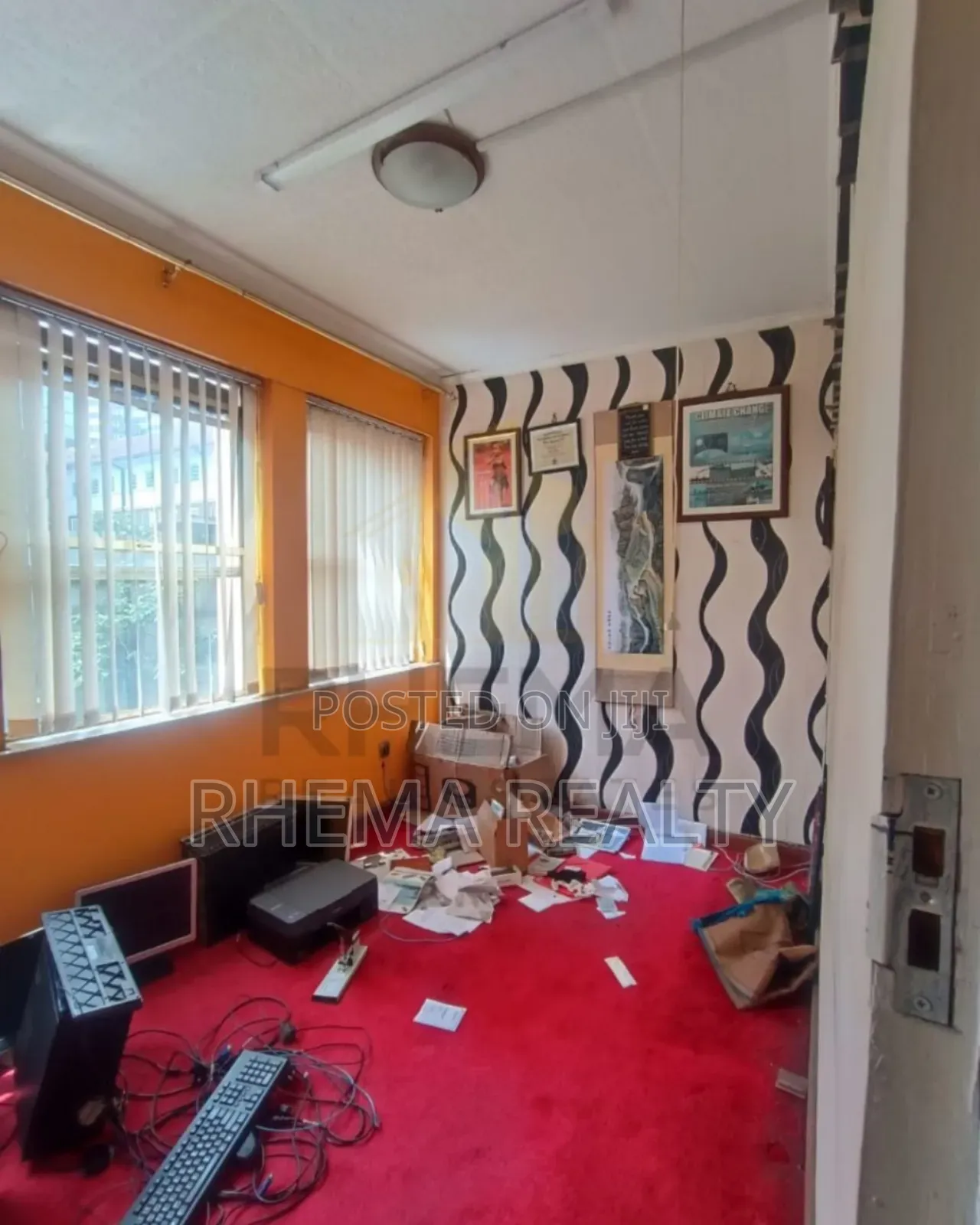 Spacious Office to Let