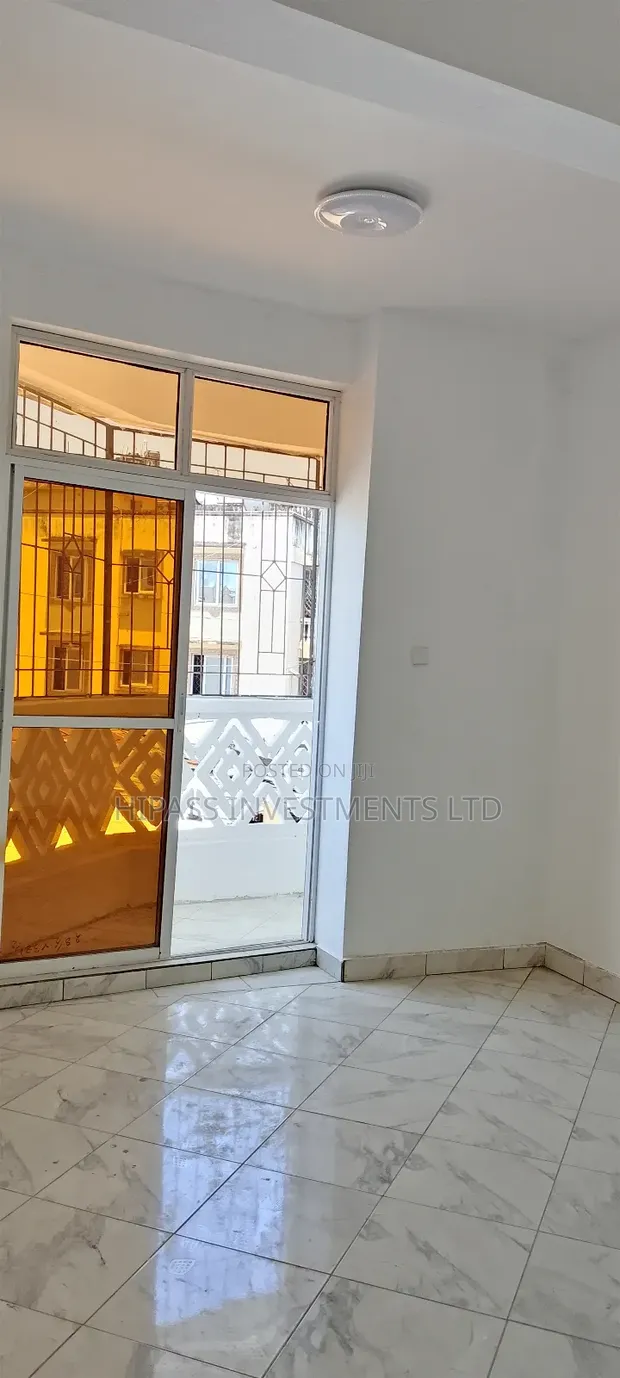 2bdrm Block of Flats in King'Orani, Majengo for rent