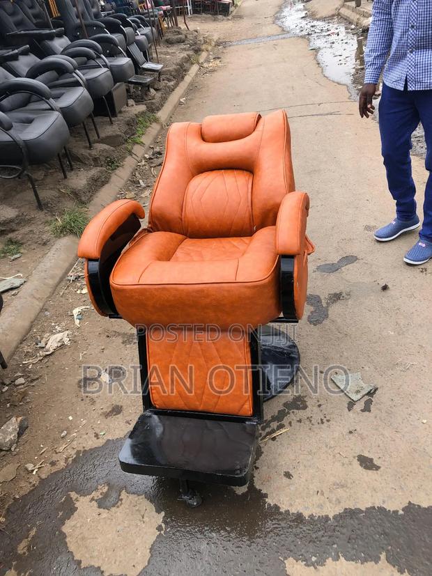 Rotating/ Adjusted/ Leather Barber Chairs With Affordable Prices - main view