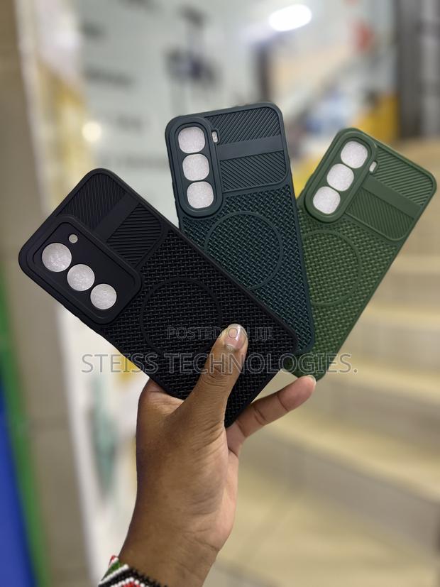 Infinix Hot 60pro + Cases - thumbnail 4