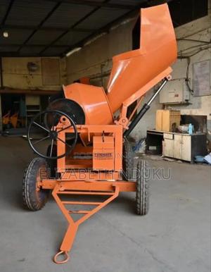 Self-Loading Concrete Mixer ( Robust Hydraulic) - thumbnail 2