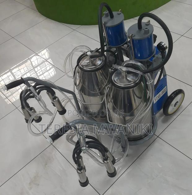 Two Buckets Milking  Machine - thumbnail 3