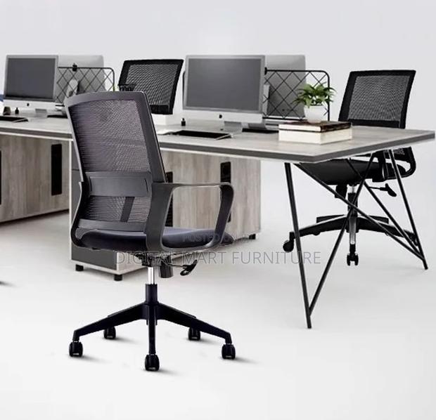 Office Chair: Visitor Mesh With Cushions Office Chair - thumbnail 4