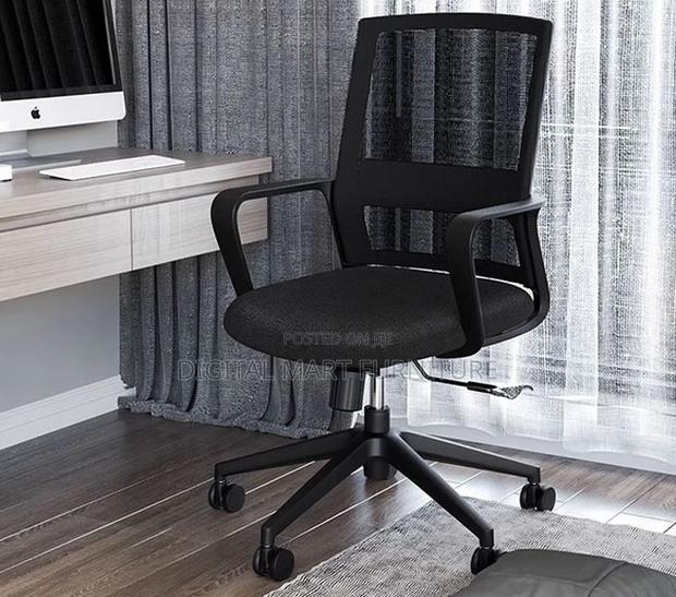Office Chair: Visitor Mesh With Cushions Office Chair - thumbnail 6