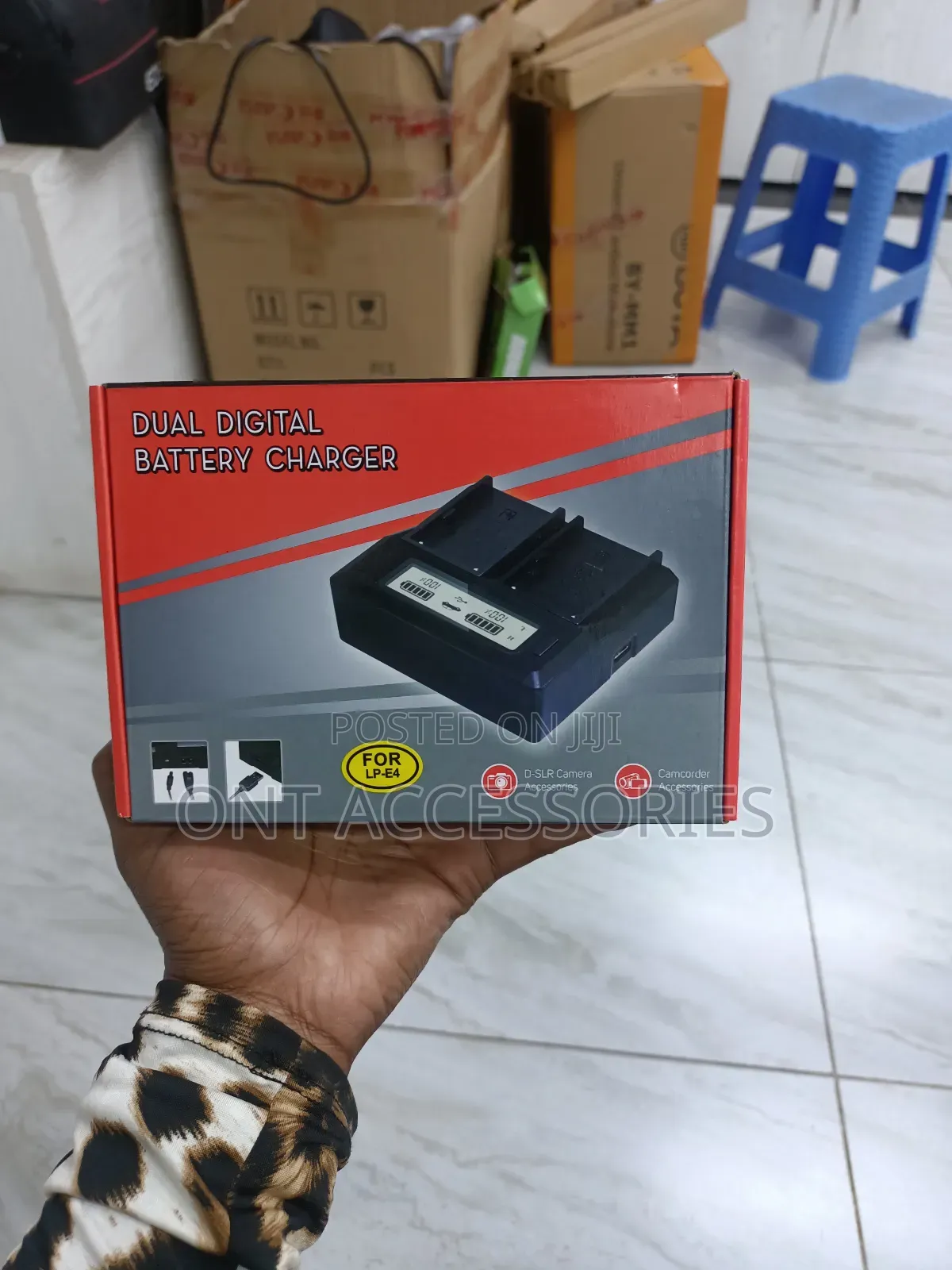 Canon Lp -E4/E19 Dual Battery Charger