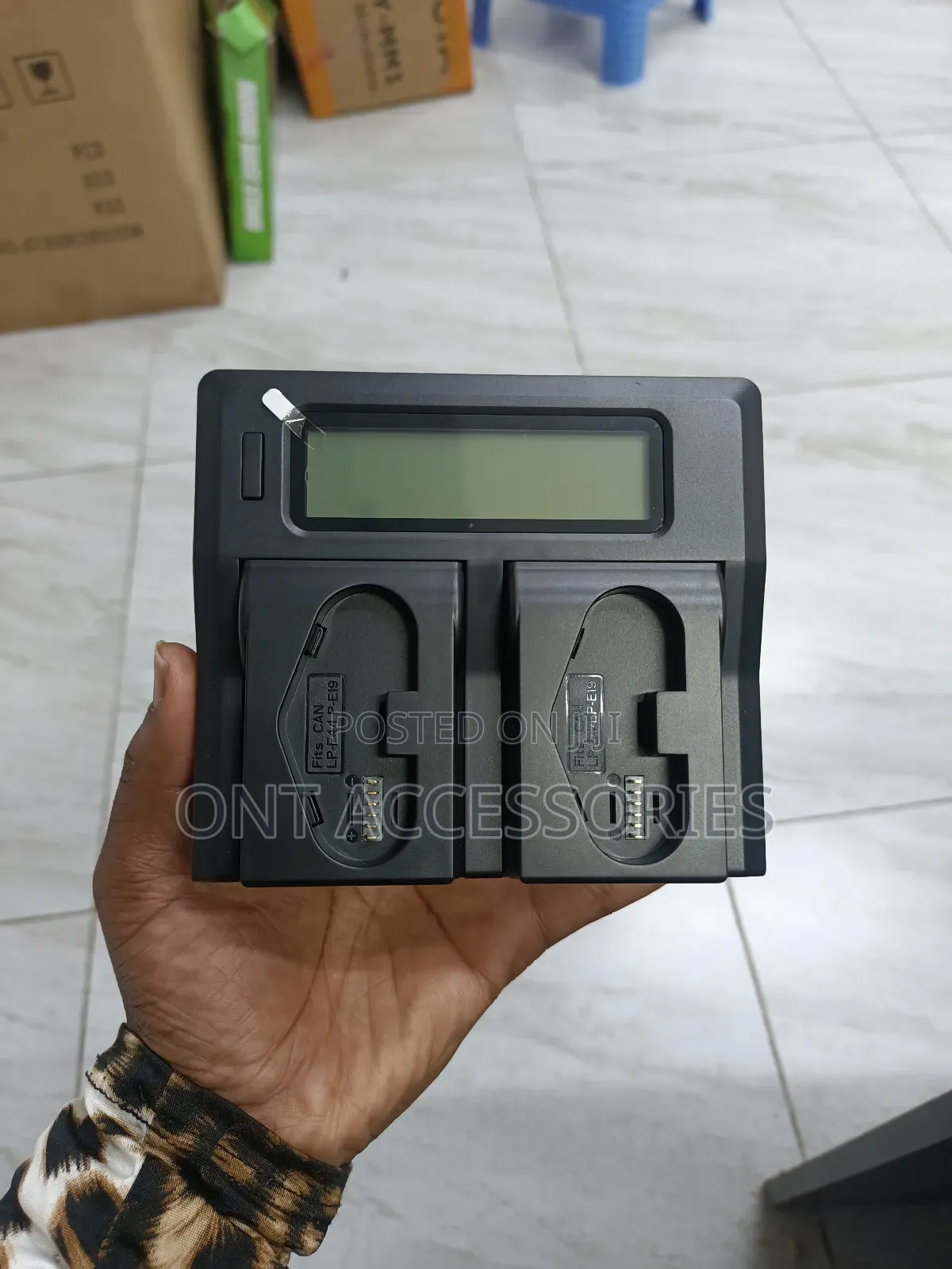 Canon Lp -E4/E19 Dual Battery Charger