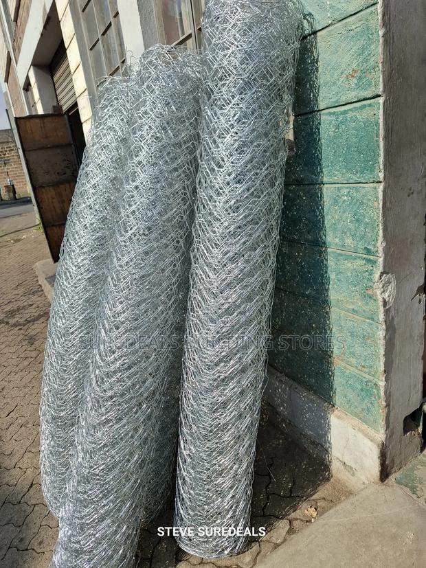 Galvanised Tripple Twisted Chainlink - thumbnail 2