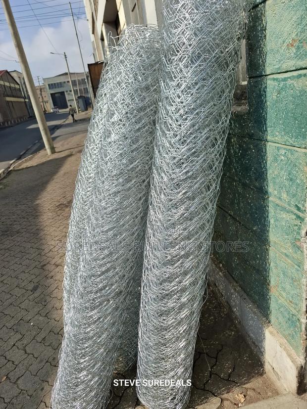 Galvanised Tripple Twisted Chainlink - thumbnail 3